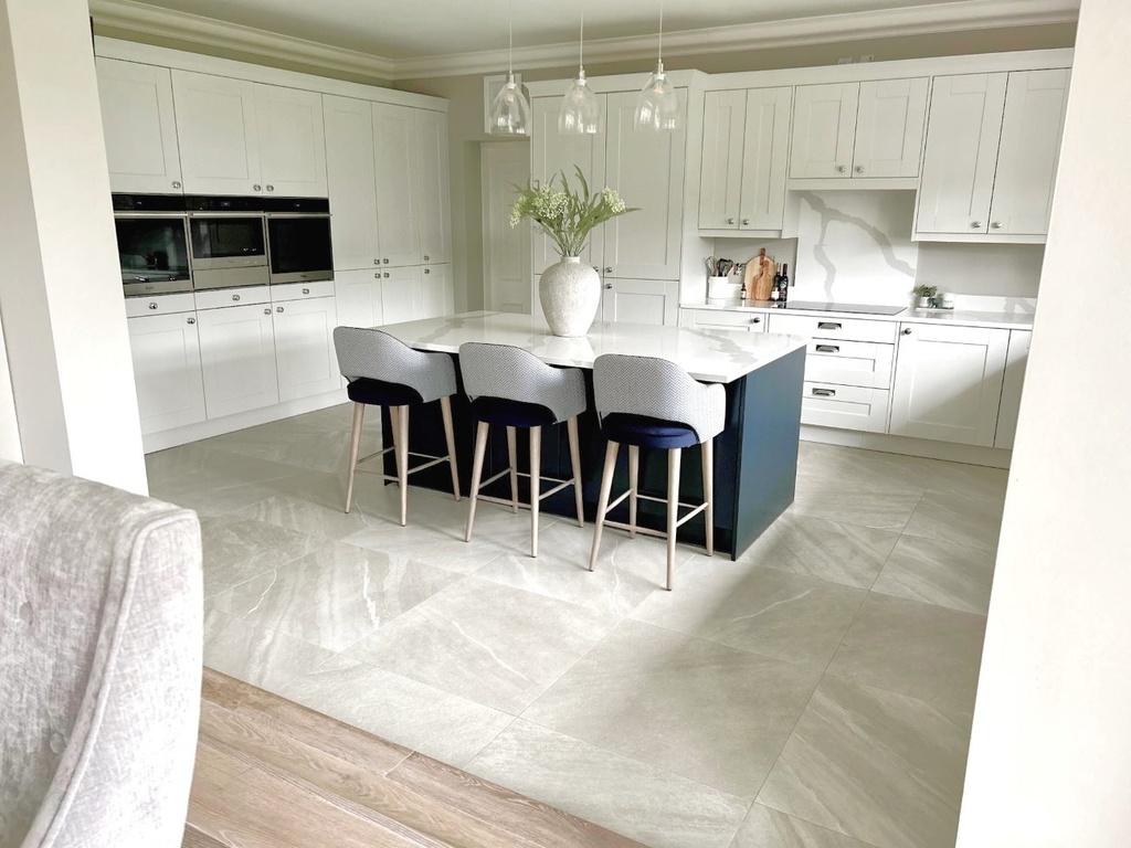 VALAR WHITE MATE 75X75 STD بورسلان اسباني قص ليزر مطفي